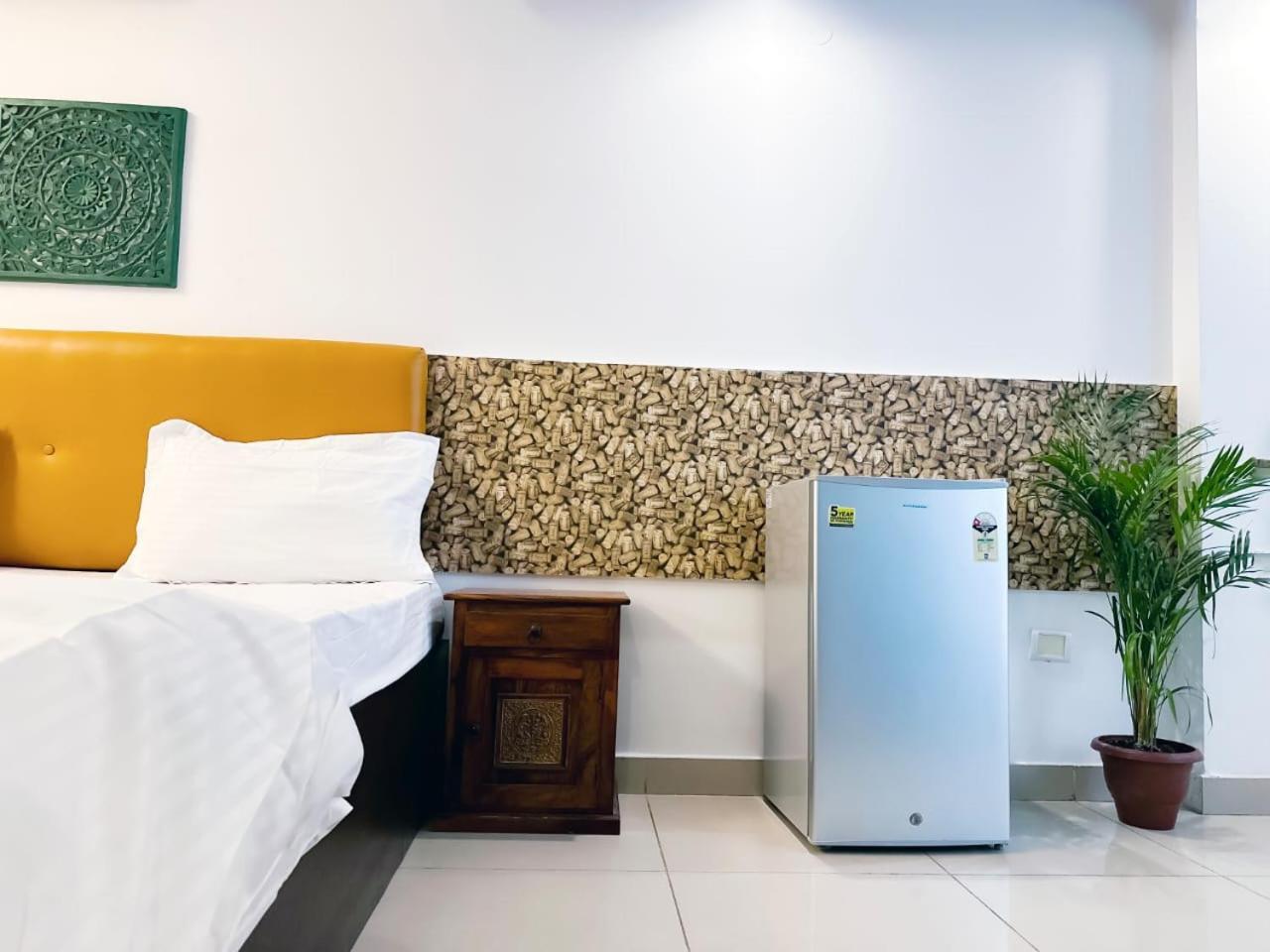 Hotel Blueberry Νέο Δελχί Εξωτερικό φωτογραφία