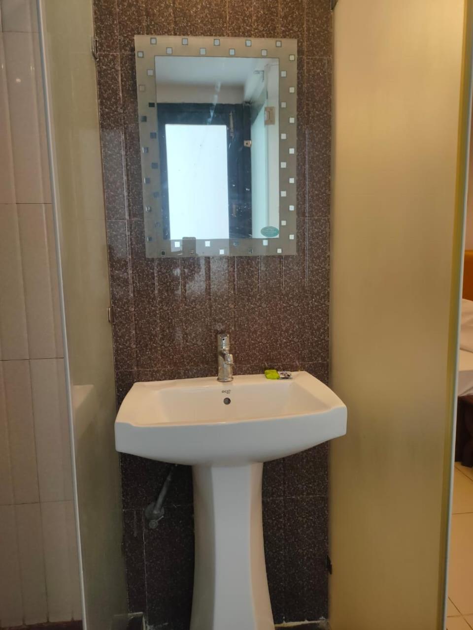 Hotel Blueberry Νέο Δελχί Εξωτερικό φωτογραφία