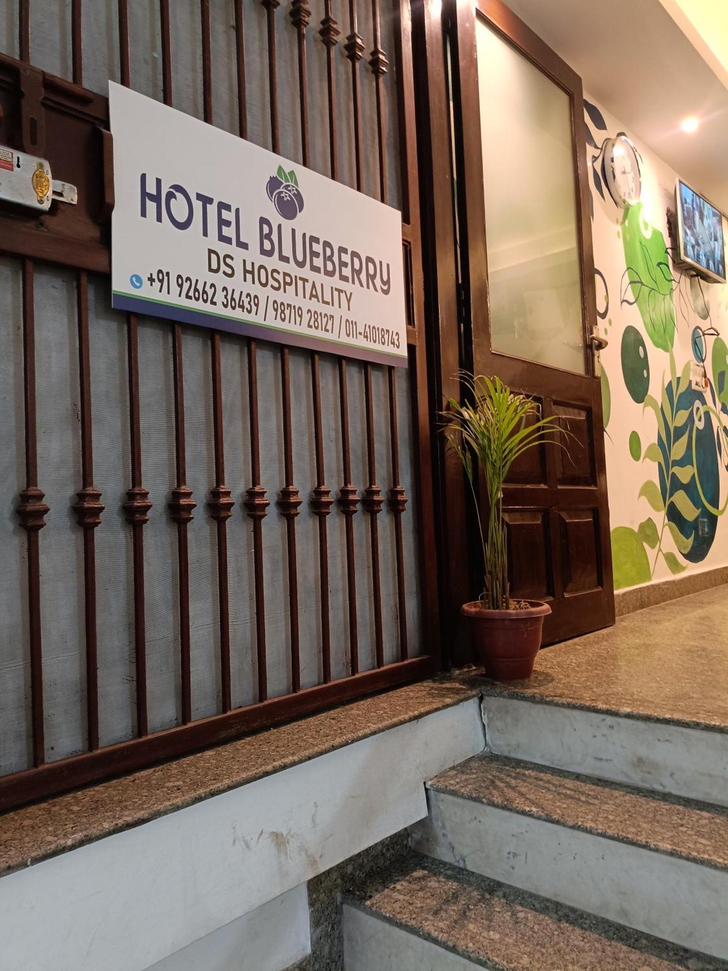 Hotel Blueberry Νέο Δελχί Εξωτερικό φωτογραφία